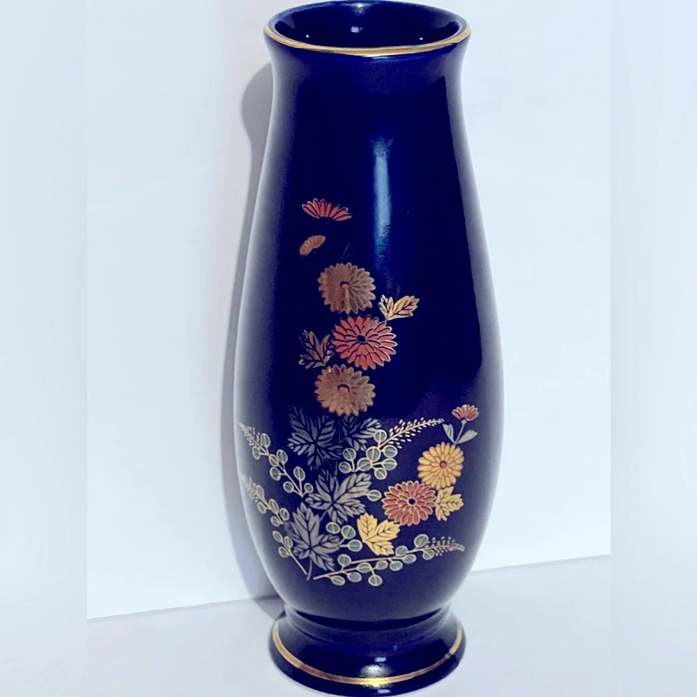 Vintage dark blue vase